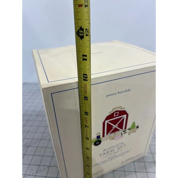 Pottery Barn Kids Augusta Farm Set Wooden Barn With Accessories - Picture 8 of 9